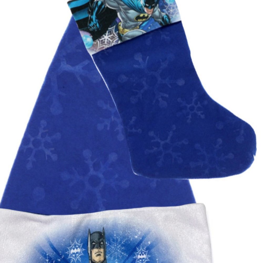 DC BATMAN CHRISTMAS HOLIDAY BLUE FELT SANTA HAT & STOCKING NEW